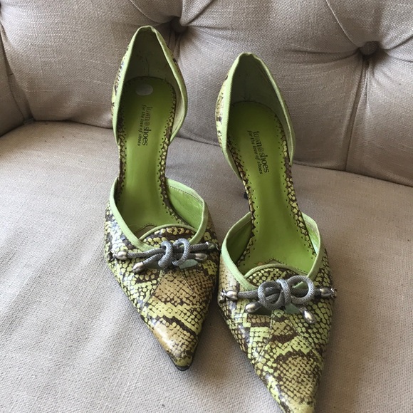 Pumps - Picture 1 of 4